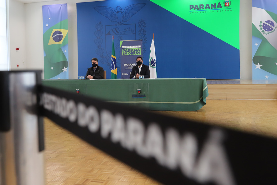 Paraná projeta redução de 50% nas tarifas dos pedágios com nova concessão, diz secretário Sandro Alex